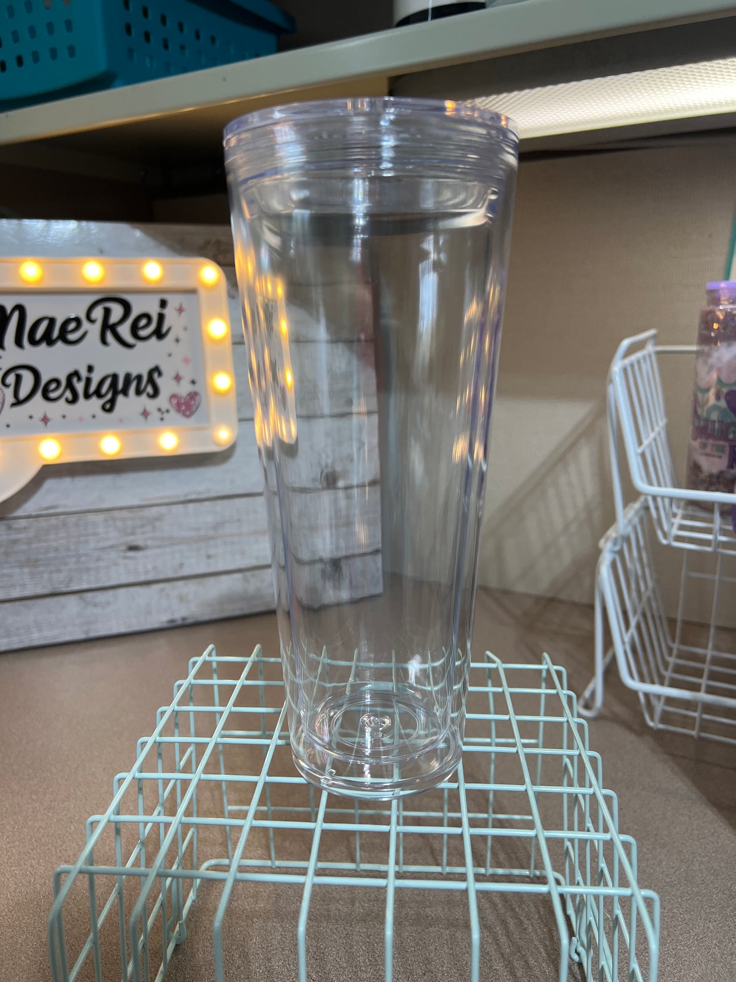 24 oz ACRYLIC Glitter globe w/clear lid