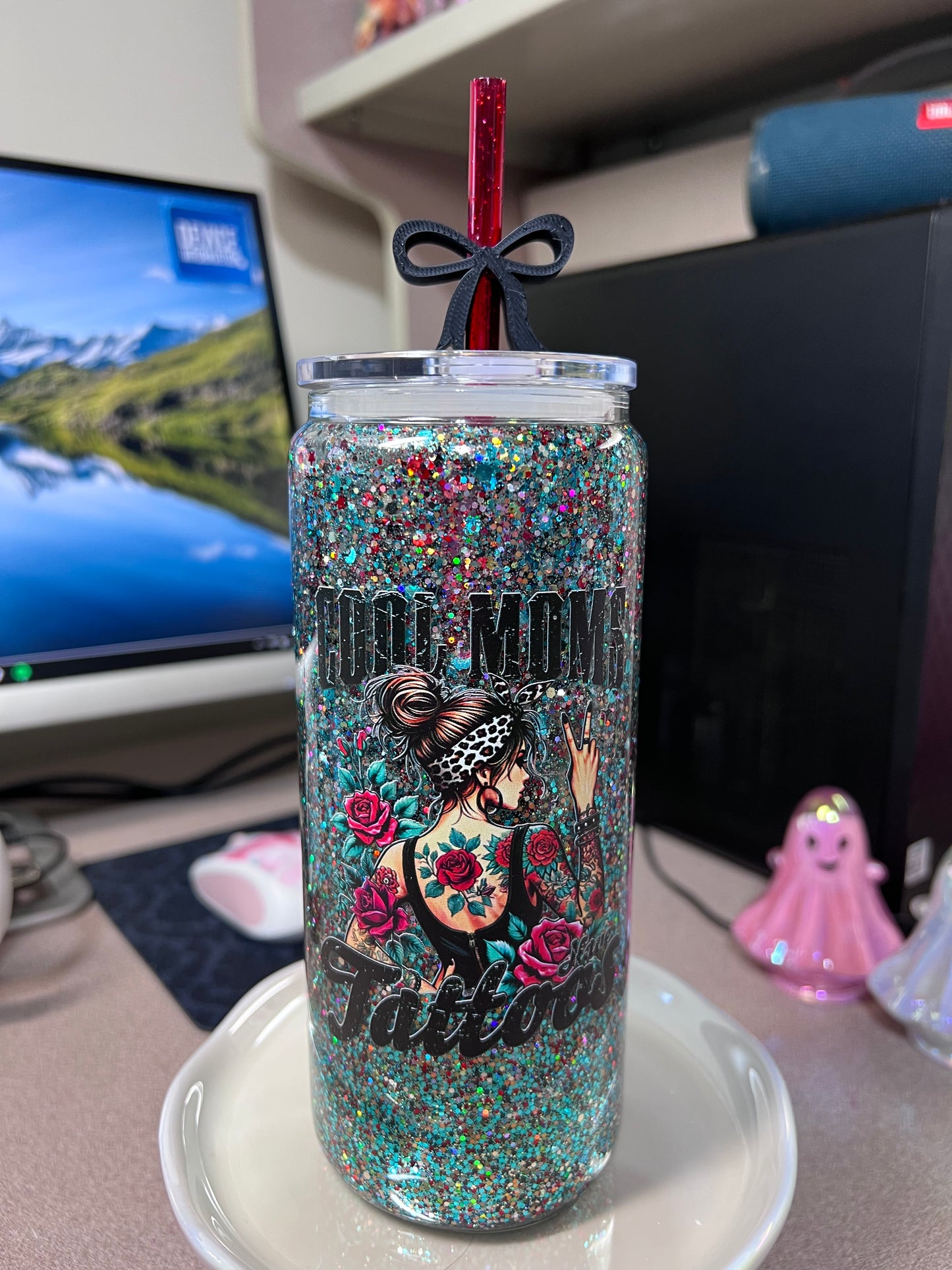 20 oz GLASS “Cool moms have tattoos” with glittered straw & straw charm SUSPENDED FLOW