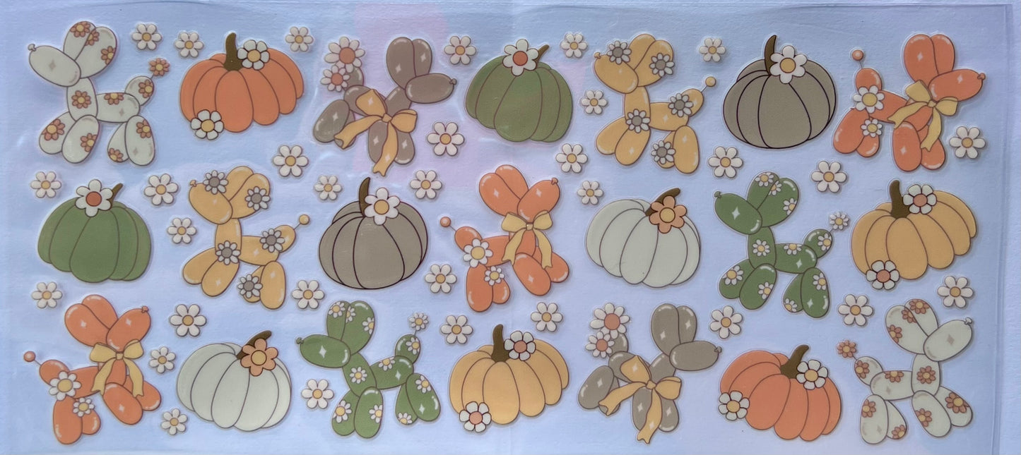 Balloon dogs & pumpkins