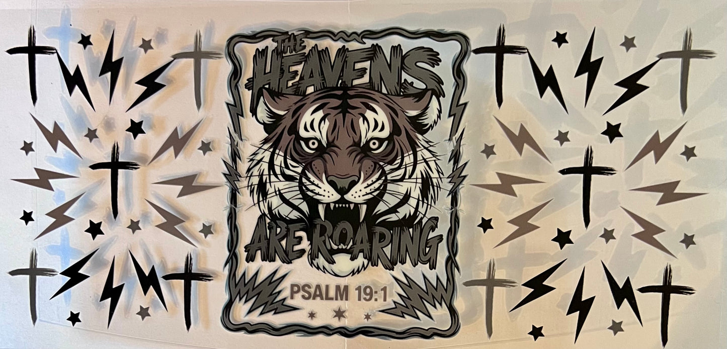 The Heavens are Roaring (gray scale)