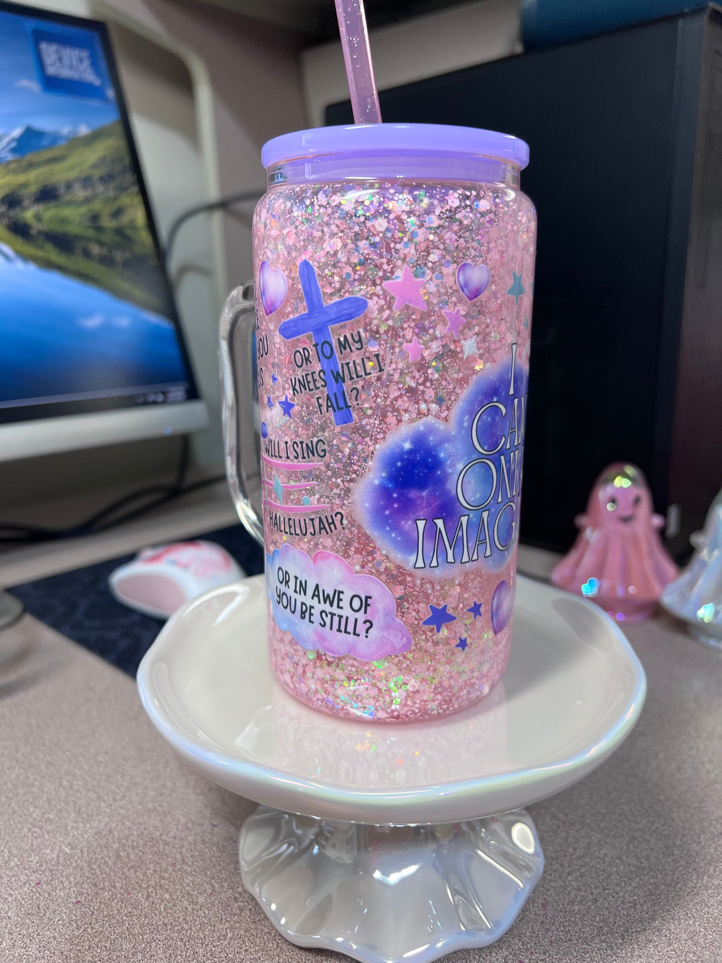 16 oz GLASS w/ Handle Suspended flow with glitter straw